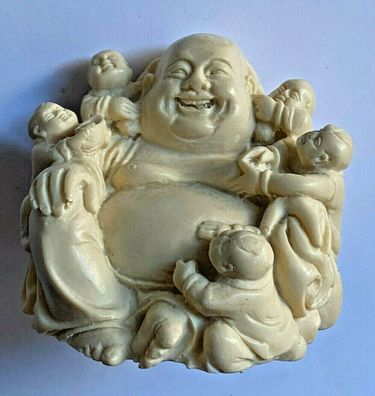 Asiatika - lachender Budhha mit 5 Kindern - Masse - Höhe 6 cm - 164 Gramm