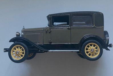 Motor City Classic - 1931 Ford Model A - Scale 1 /18 - Unbespielt