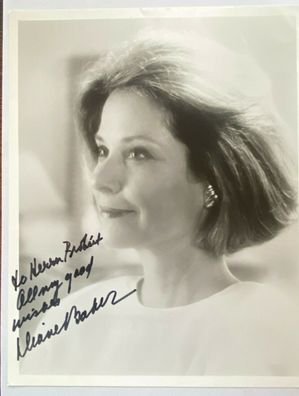 Diane Baker - Film - original Autogramm - Größe 25 x 20 cm