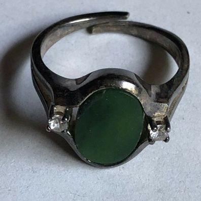 Ring 835er Silber - Design mit grünem + 2 farblosen Stein - Ringgröße 54