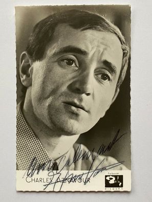 Charles Aznavour - Musiker - original Autogramm - 14 x 9 cm