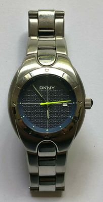 DKNY Quartz - Armbanduhr Herren - Batterie neu - Werk läuft