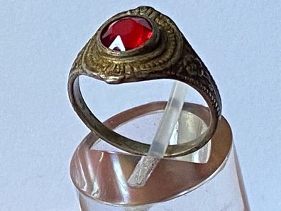 Art Deco - zarter Ring mit einem roten Stein - 835er Silber - Größe 51