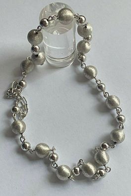 Hübsche 925er Silberkette - Juwelliersarbeit - hübsches Design - 36 cm