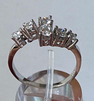 Eleganter Ring mit klaren Steinen - 835er Silber - Größe 57