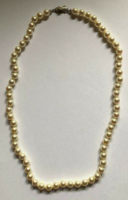 Perlenkette mit 800er Silber-Verschluß - 31,4 Gramm - 48 cm Länge