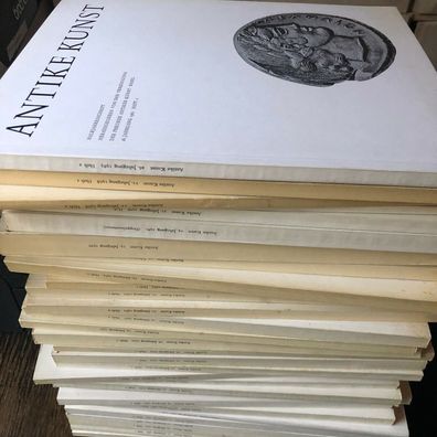 30 Hefte - Halbjahresschrift, von der Vereinigung der Freunde antiker Kunst,