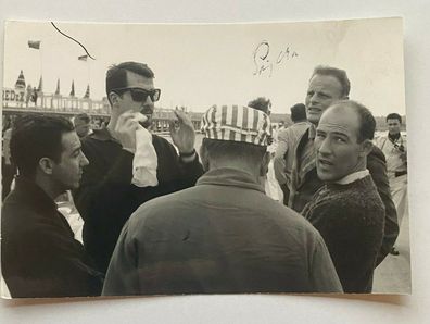 Stirling Moss - Formel 1 - original Autogramm - Größe 17 x 12 cm