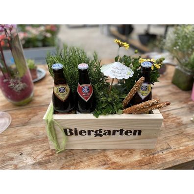 Biergarten "To Go" - 3 Sorten Radbier, Kräuter und Blumen in einer massiven Holzkiste