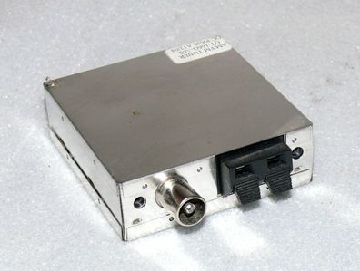 Akai AM FM PLL Tuner Einbau Frequency Synthesizer QT166G AC0 A12/04 Metall