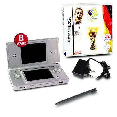 DS Lite Konsole Handheld Silber #73B + Kabel + Fifa Fussball WM Deutschland 2006
