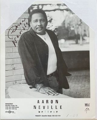 Aaron Neville - Musik - original Autogramm - Größe 25 x 20 cm