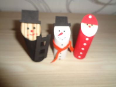 3 teiliges Weihnachtsset aus dem Erzgebirge-Weihnachtsmann, Schneemann, Kaminkehrer