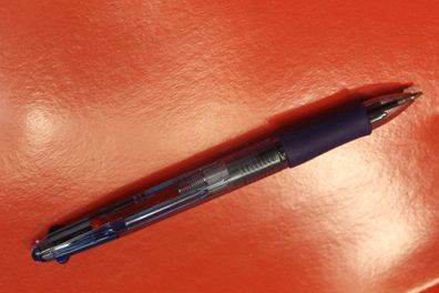 Vierfarb - Kugelschreiber, blau/ transparent, 4 Schreibfarben