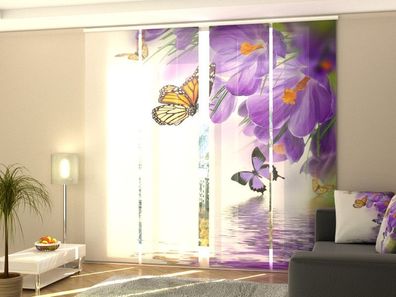 Foto-Schiebegardine Krokus und Schmetterling, Flächenvorhang mit Motiv, auf Maß
