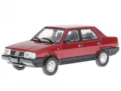 Fiat Regatta 1985 rot Modellauto in Vitrine Salvat 1:43