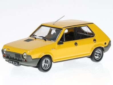 Fiat Ritmo 1979 gelb Modellauto in Vitrine 1:43