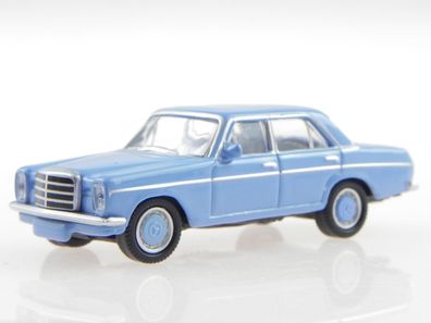 Mercedes W115 /8 blau Modellauto 452639500 Schuco 1:87