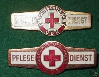 2 DDR Pflegedienst Ehrenspangen in Gold und Bronze