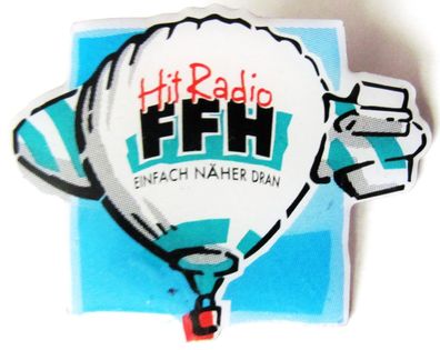 Hit Radio FFH - Einfach näher dran - Pin 35 x 27 mm