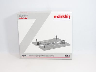 Märklin mini-club 8992 - Bahnübergang Halbschranke - Spur Z 1:220 Originalverpackung