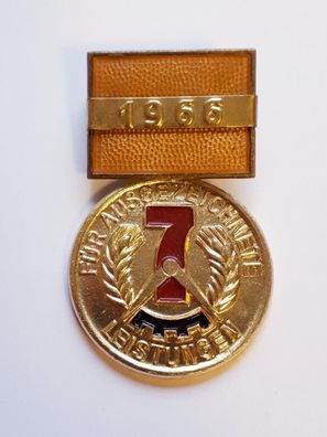 DDR Abzeichen Für ausgezeichnete Leistungen im 7 Jahres Plan 1966