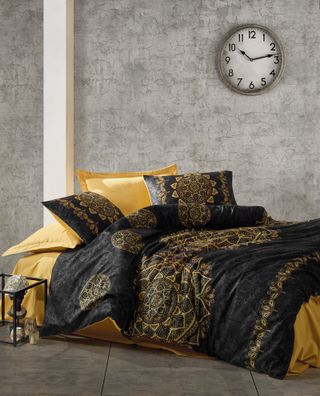 L'Essentiel Linge de Maison Alvina- CTN3660 Gold Schwarz Bettdecken