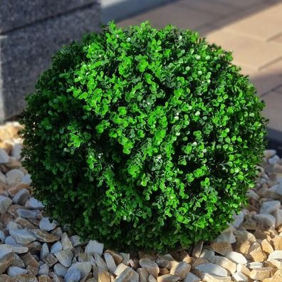 Dekokugel aus Kunststoff mit naturgetreuer Blattnachbildung | Buchsbaum | 450 mm