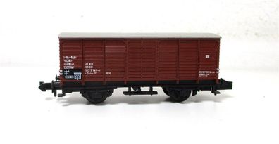 Minitrix N 13253 / 3253 gedeckter Güterwagen 21 80 112 3 141-1 DB (5901F)