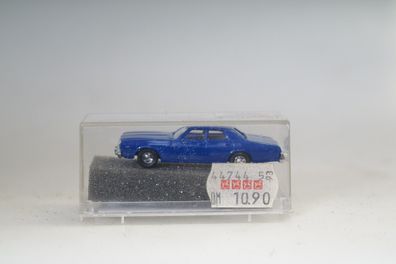 1:87 Praline 6603 Dodge Monaco blau, neuw./ ovp