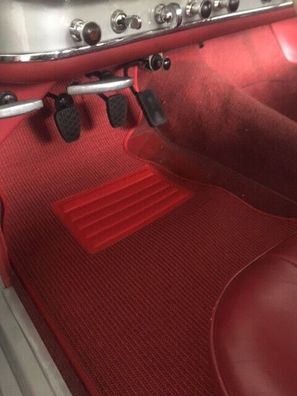 Fußmatten 2-teilig für Mercedes W113 Pagode in Sisal rot mit Bandeinfassung