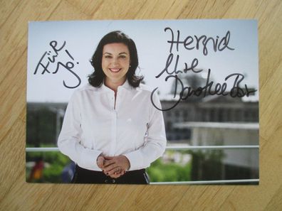 MdB CSU Politikerin Dorothee Bär - handsigniertes Autogramm!!!