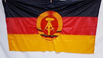 DDR Flagge ca. 75 cm x 135 cm