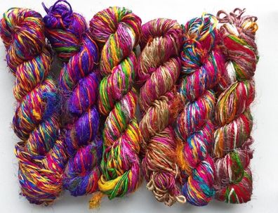 100 g Strang recyceltes Sari Silk Garn, handgesponnen, multicolor, Unikate, 90 m