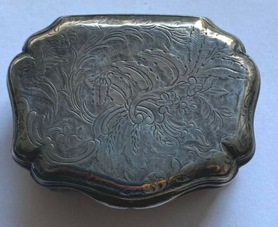 Pillendose Silber - fein zesiliert - um 1800 - 5,5 cm