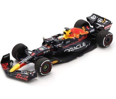 Bburago Modellauto Red Bull Racing F1 RB18 Verstappen #1 (mit Helm Maßstab 1:43)