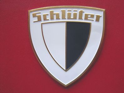 Schlüter Wappen Motorhaube Traktor - groß