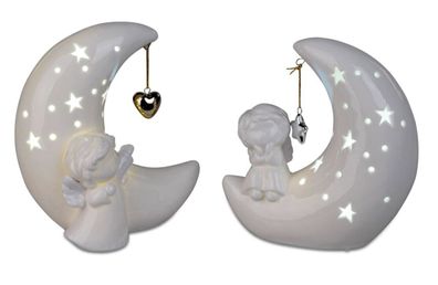 735072 Engel auf Mond mit LED 15cm aus Weiss-glasiertem Porzellan Stückpreis