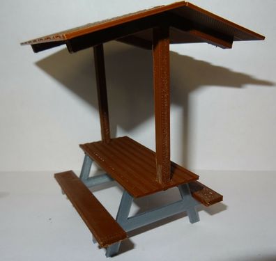 Spur G Picknick-Tisch Modellbau 1:22,5 Bausatz Sitzgruppe mit Überdachung
