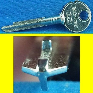 Börkey Kreuzbart - Schlüssel 542 - Rohling 70 mm lang - für Ikon / dicke Lippe oben