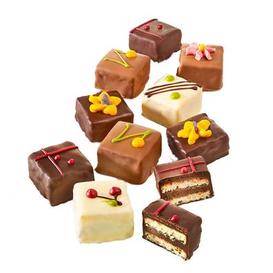 Schrader Petit Fours