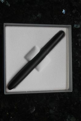 Bullet Space Pen by fisher; Das Original; Made in USA; schwarz, matt, in OVP