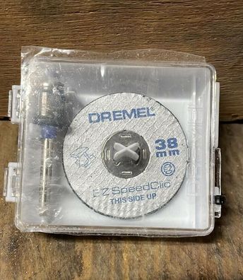 DREMEL - EZ SpeedClic Aufspanndorn (SC402) + 2 Trennscheiben (38mm)