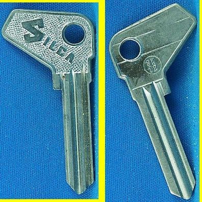 Silca SK12 - KFZ Schlüsselrohling mit Lagerspuren für FAB / Skoda