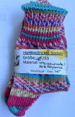 Socken gestrickt, Handarbeit, 75% Schurwolle Größe 38/39