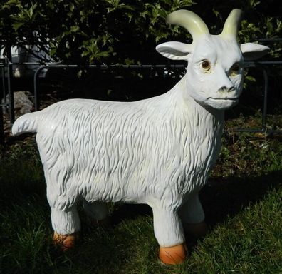 Dekofigur Deko Figur Tierfigur Gartenfigur Ziege H 39 cm stehend aus Kunstharz