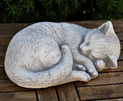 Deko Figur Katze seitlich liegend H 11 cm Katzenfigur Gartenfigur aus Beton