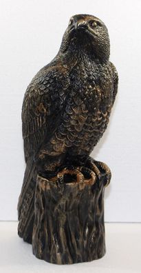 Deko Figur Falke Vogel sitzend auf Felsen H 40 cm Kupfer-Antik aus Kunststoff