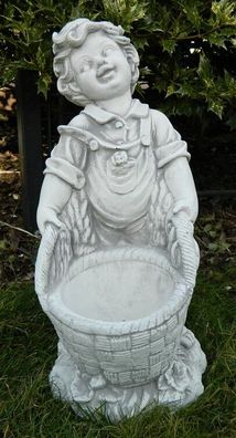 Dekofigur Deko Figur Gartenfigur Gartendeko Junge mit Pflanzkorb H 45 cm Beton