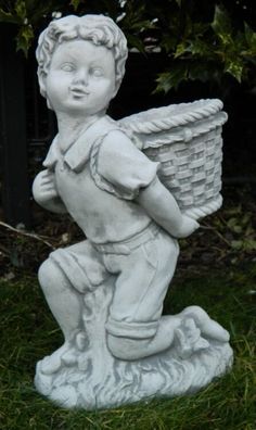 Dekofigur Deko Figur Gartenfigur Junge mit Tragekorb zum Bepflanzen H 40cm Beton